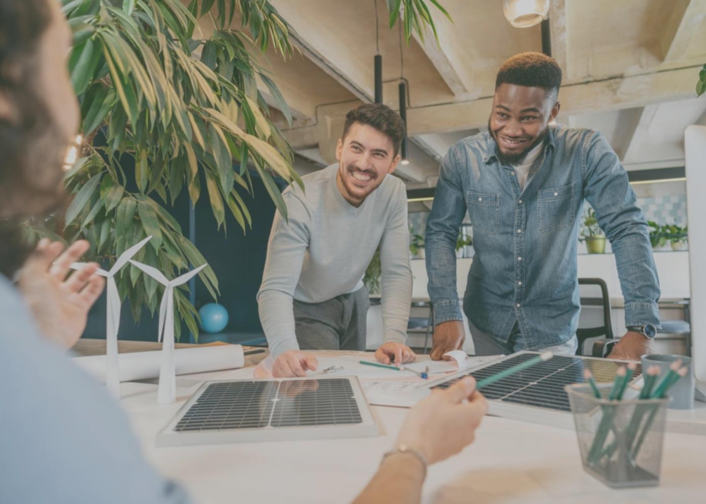 Espace de formation moderne avec tableaux d'analyse financière