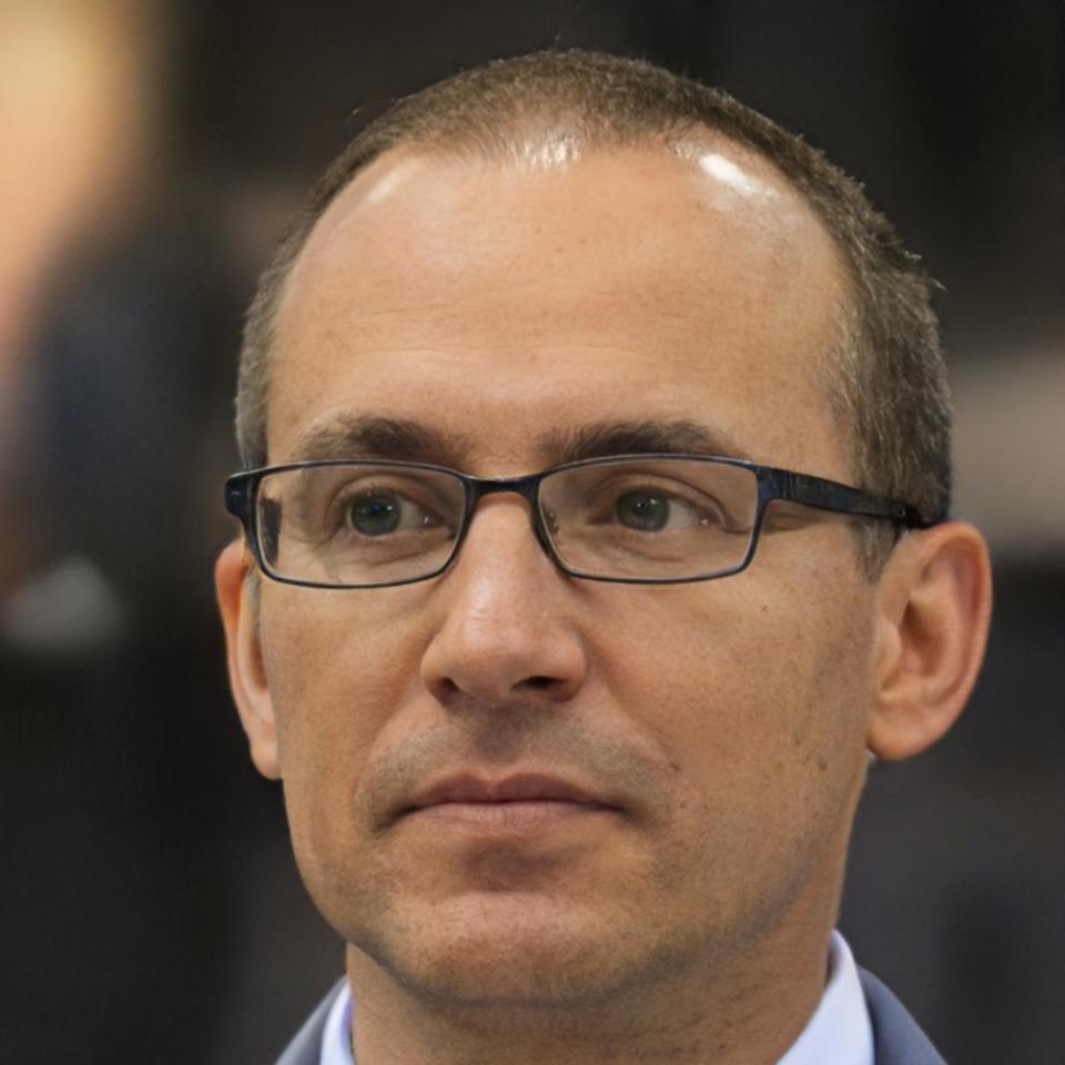 Portrait de Thibaut Merceron, directeur des analyses financières